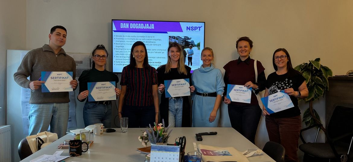 7B82366A-C7A0-4ABC-A55E-E0B6C15FDF8F